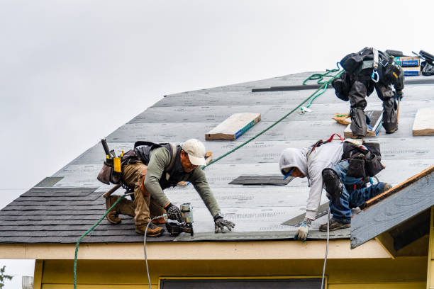 Professional Gutter Installation technician working in Standish, MI